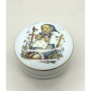 M.J. Hummel Trinket Dish, Jar‎ w/ Lid. Porcelain "He Loves Me" SKU GAR249
